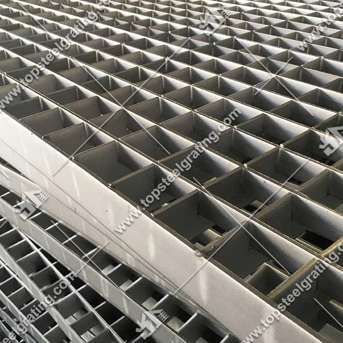 Platform Grating